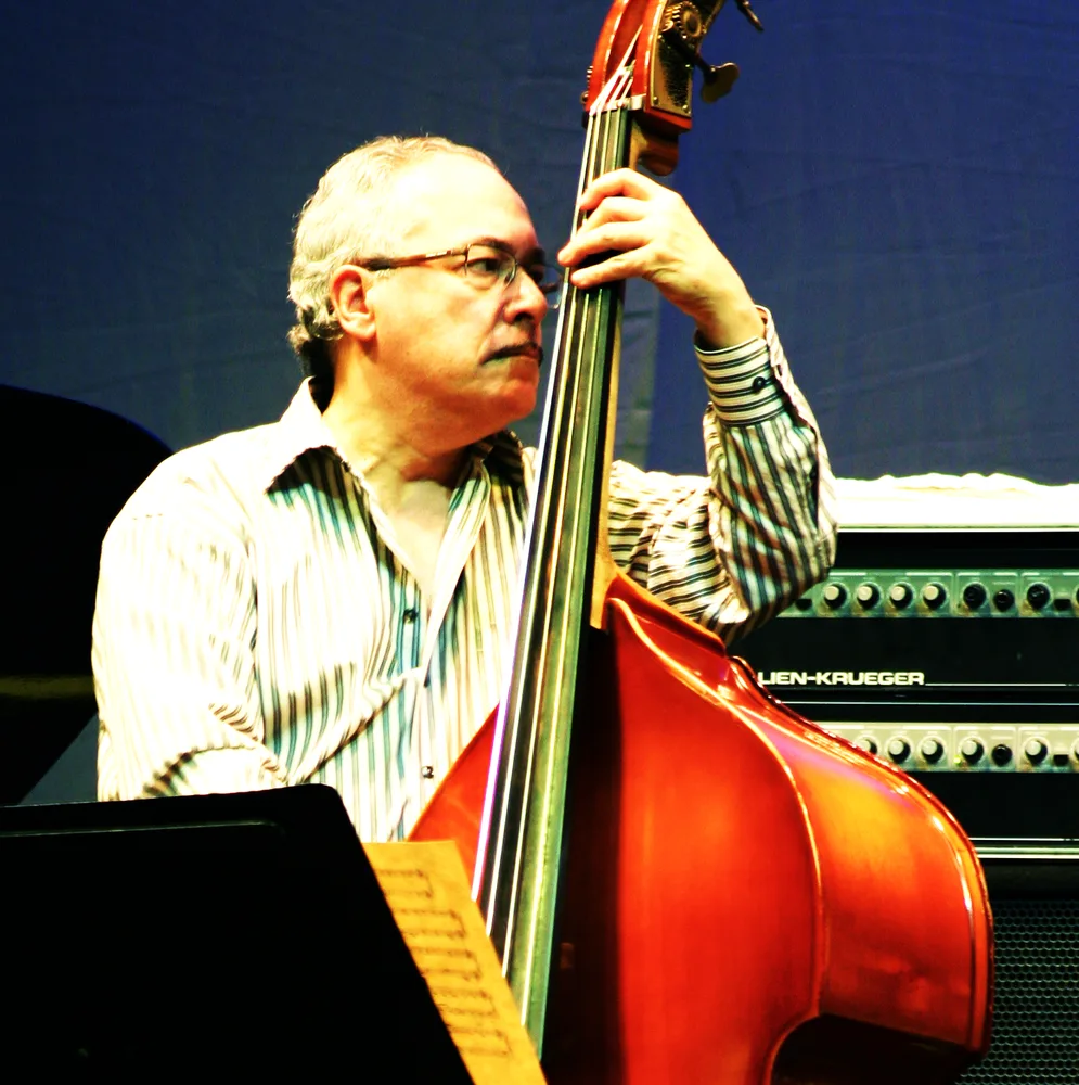 Eddie Gómez