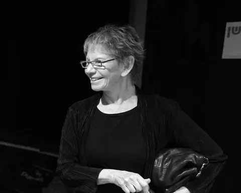 Alona Turel
